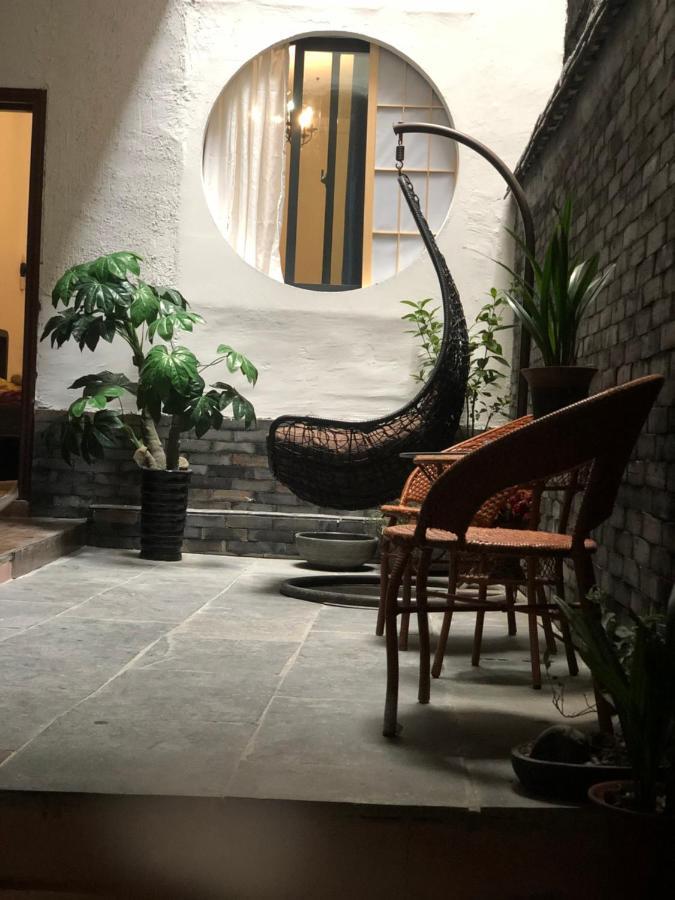 Fenghuang Little Bear Family Guest House Exterior photo